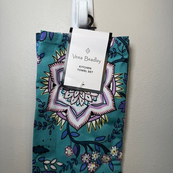 Vera Bradley Peacock Garden Floral Cotton Kitchen Towel Set NWT - Picture 2 of 5